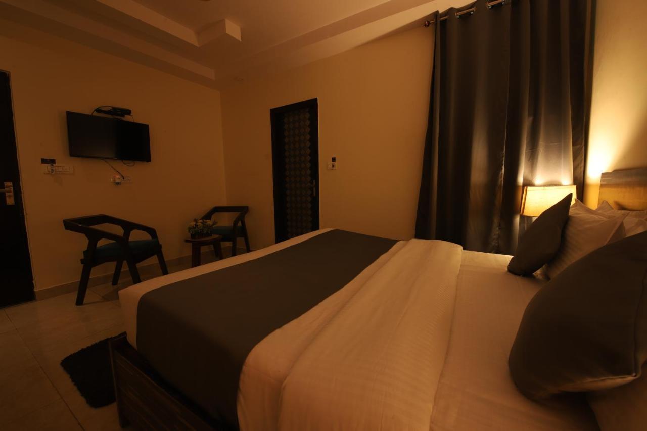 Umra Grace - Hotel In Haridwar By Perfect Stayz 외부 사진